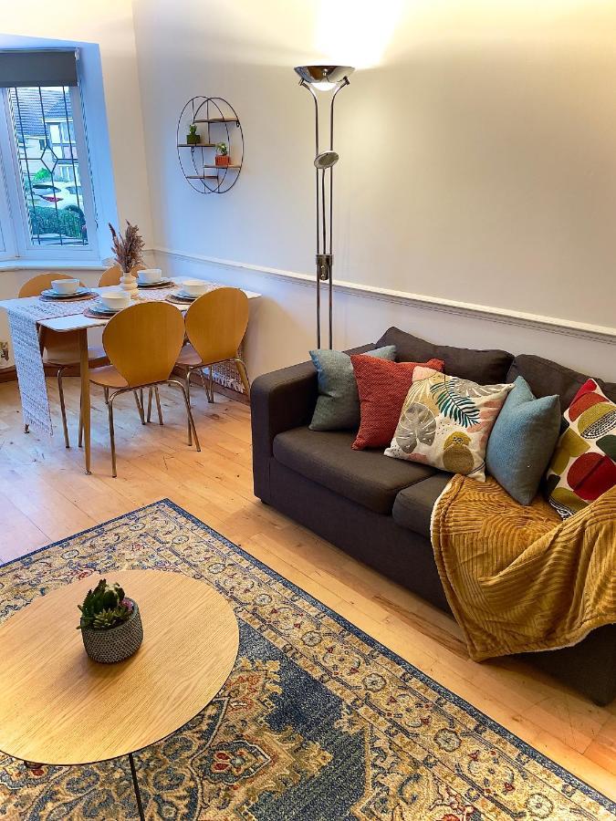 Charming Home In Wellingborough Buitenkant foto